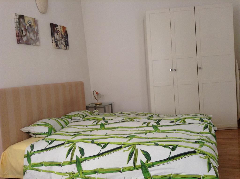 Cheap And Chic Apartment Rīga Cameră foto